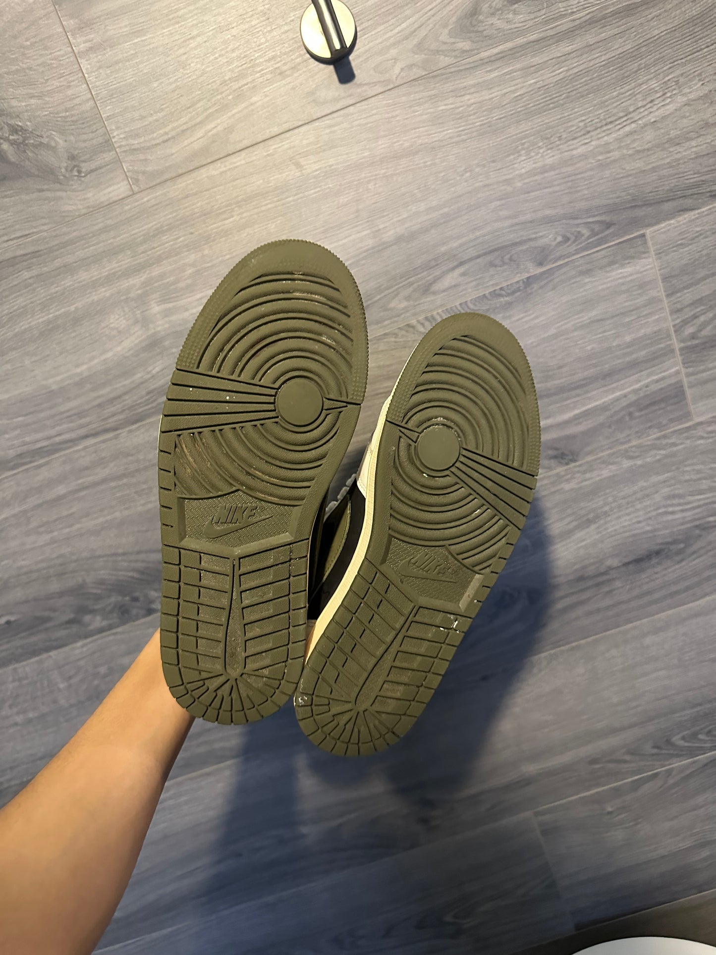 Travis Scott Olive Low top jordan 1s