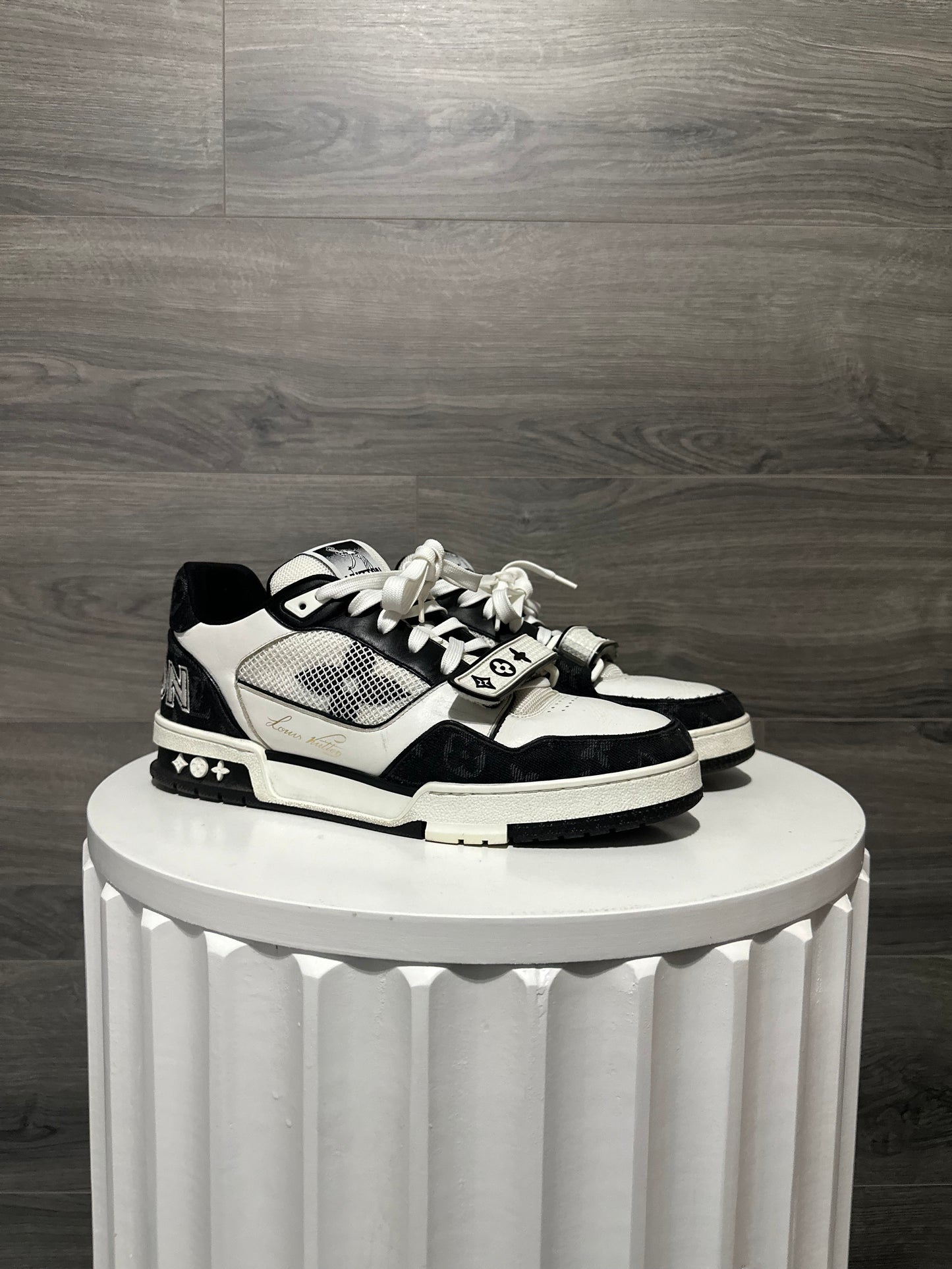 Louis Vuitton “Black/White” Trainers