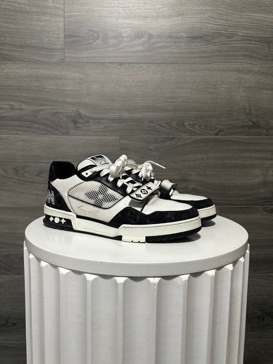 Louis Vuitton “Black/White” Trainers