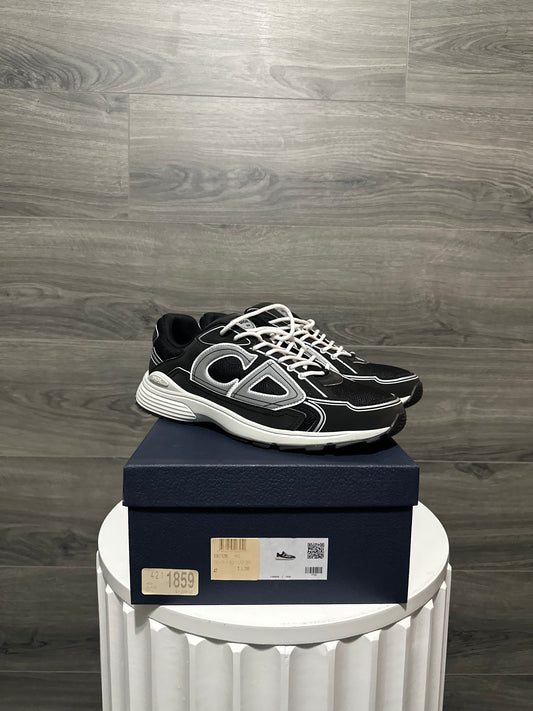 Dior B30 “Black/White”